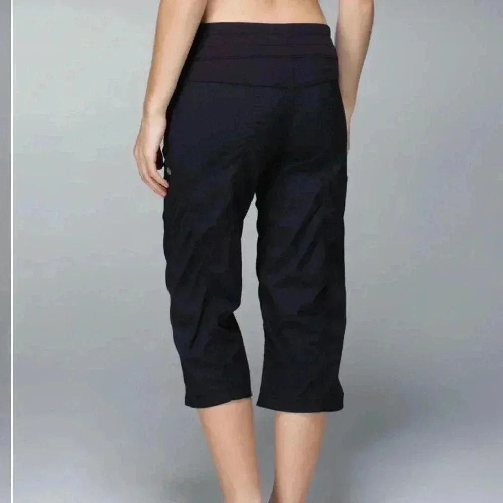 Lululemon Studio Crop - Picture 2 of 9